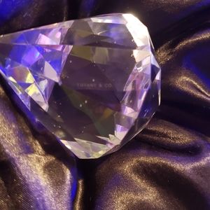 Vintage 1987 Paramount diamond shaped Tiffany & Co. Paperweight